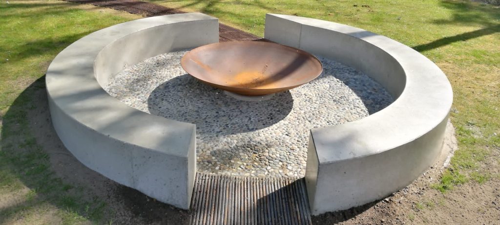 Cortenstalen maatwerk | Cortenstalen vuurschaal | Cortenstaal in de tuin | Cortenstaal Vlaeminck | Cortenstaal Oost-Vlaanderen